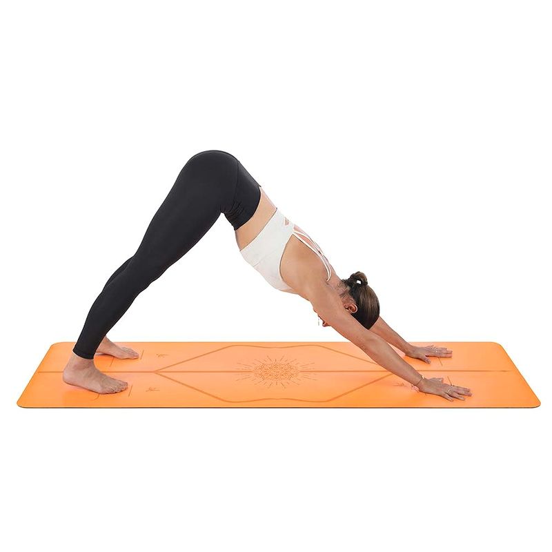 Chọn kích thước thảm yoga vừa với cơ thể